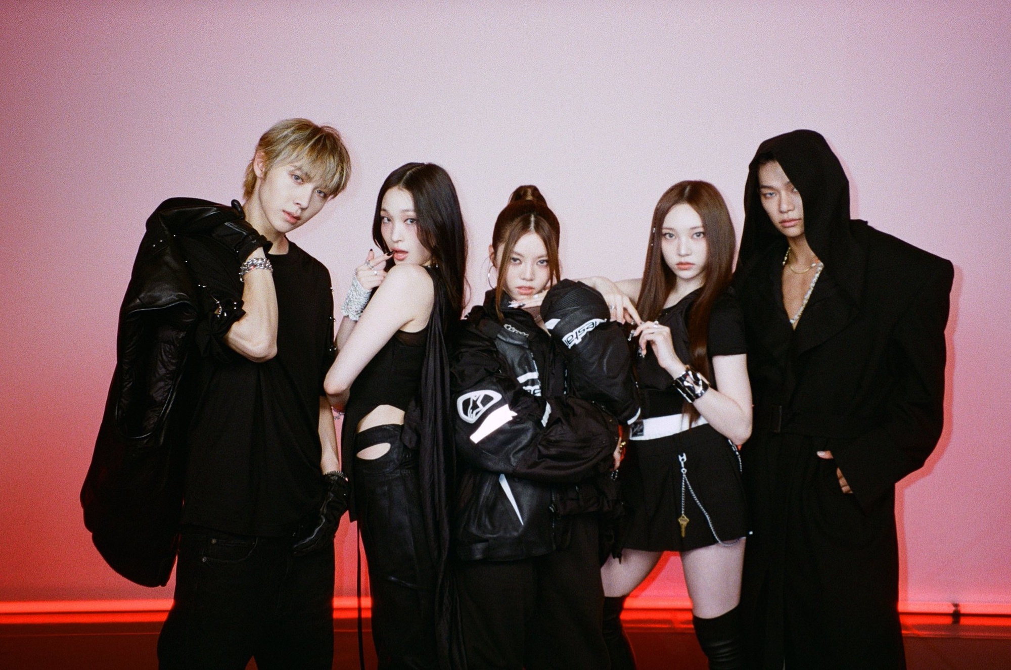 Jennie và G-DRAGON đối đầu!- Ảnh 4.