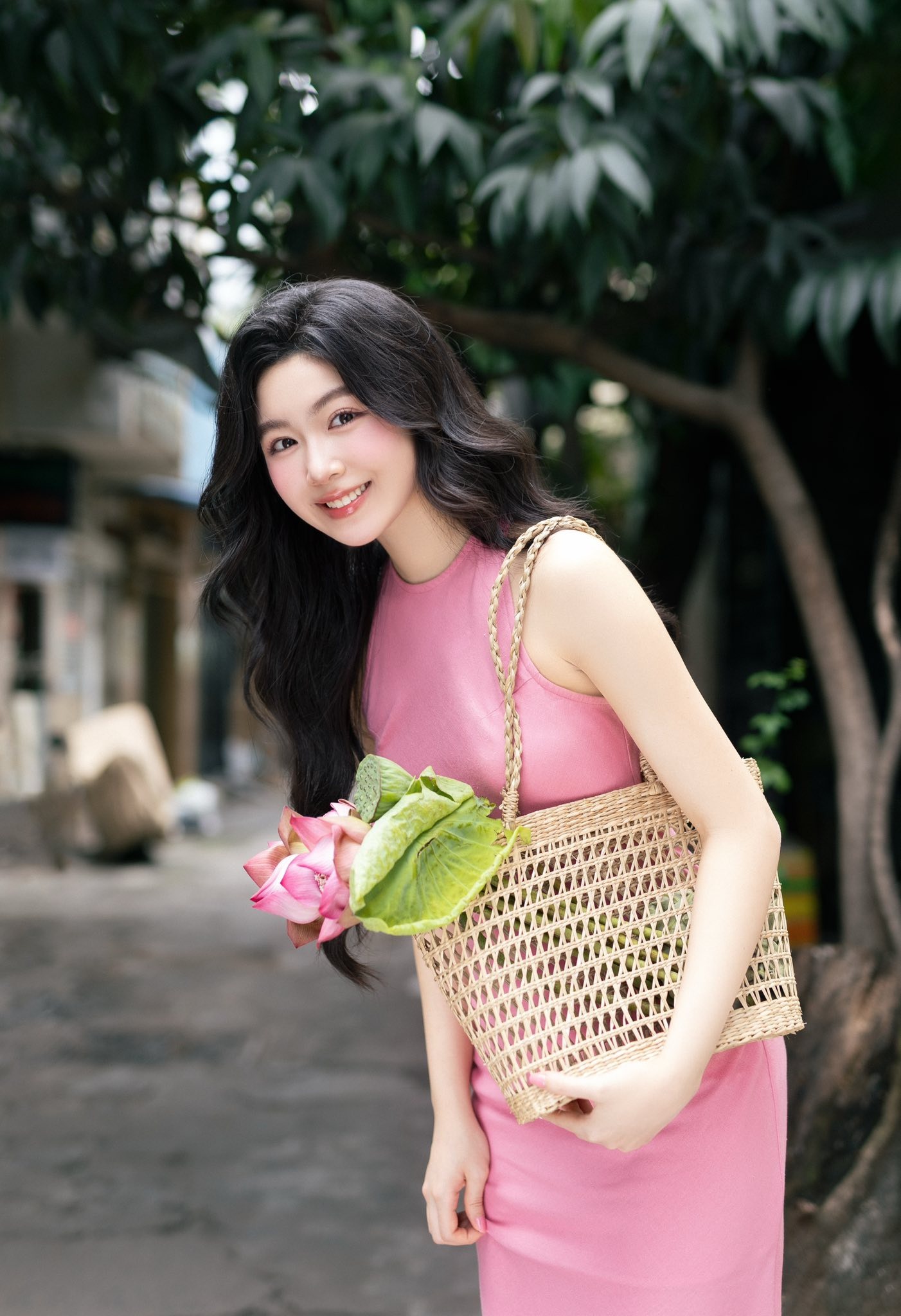 Câm nín trước visual Lọ Lem- Ảnh 3.
