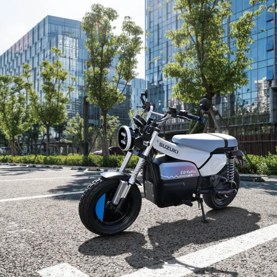 Suzuki chính thức ra mắt mẫu xe máy điện hoàn toàn mới, mang phong cách giống hệt 'Charly cúc cu'- Ảnh 8.