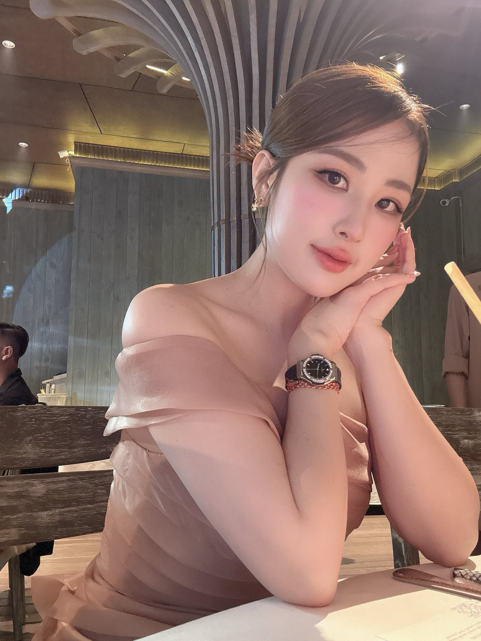 Kênh TikTok khiến mọi người xem xong đều phải tấm tắc: “Ồ thì ra lập gia đình là chill thế này!”- Ảnh 19.