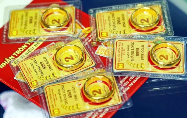 Lục két sắt của mẹ, tôi phát hiện 3 thứ nhớ đời- Ảnh 1.