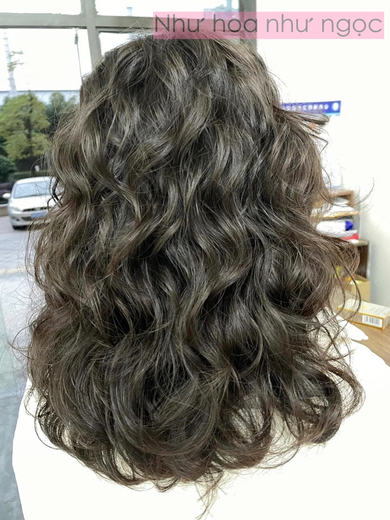 Tôi mất 6 tháng để hiểu: Tóc xoăn không xấu, chỉ là tôi chăm sai cách- Ảnh 4.
