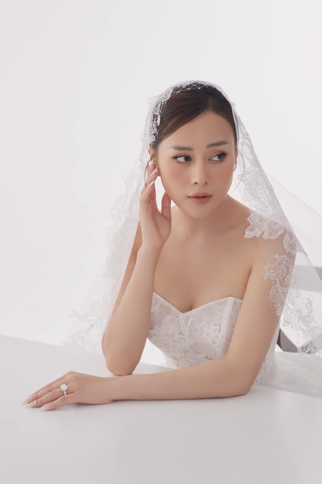 Phương Oanh 10 điểm, mà... lận đận- Ảnh 6. Phương Oanh 10 điểm, mà... lận đận- Ảnh 6.