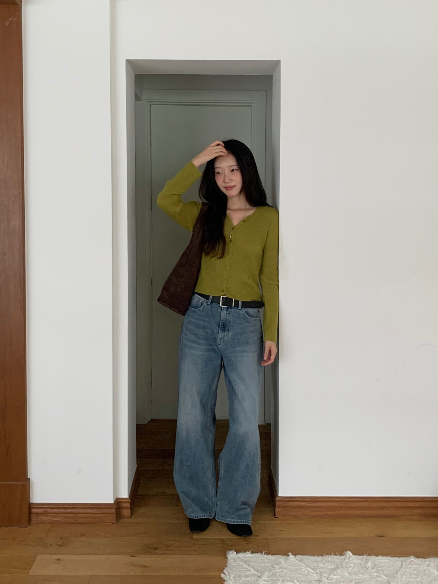 Thế nào là đỉnh cao phối đồ: 10 outfit màu sắc giúp vẻ ngoài sang chảnh, nổi nhất khu phố- Ảnh 8.