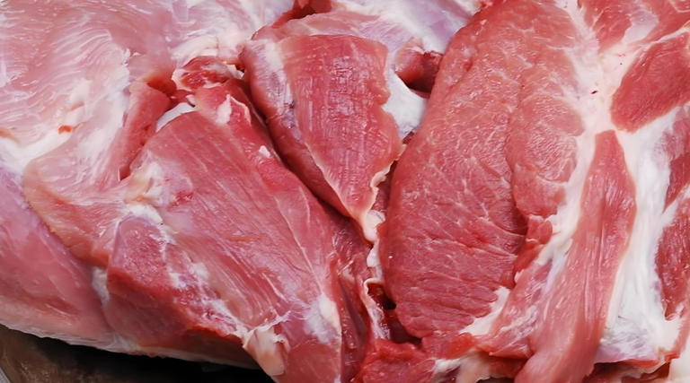 Đừng ham rẻ khi mua thịt heo: 4 loại thịt rẻ mấy cũng tuyệt đối không nên lấy- Ảnh 2.