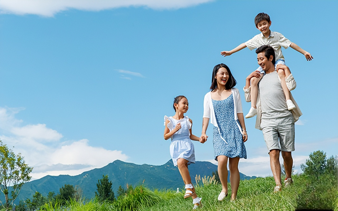 Trong gia đình đông anh chị em, ai là người có cuộc sống hạnh phúc, con cái xuất sắc nhất? Sau 60 tuổi tôi mới có câu trả lời- Ảnh 3.