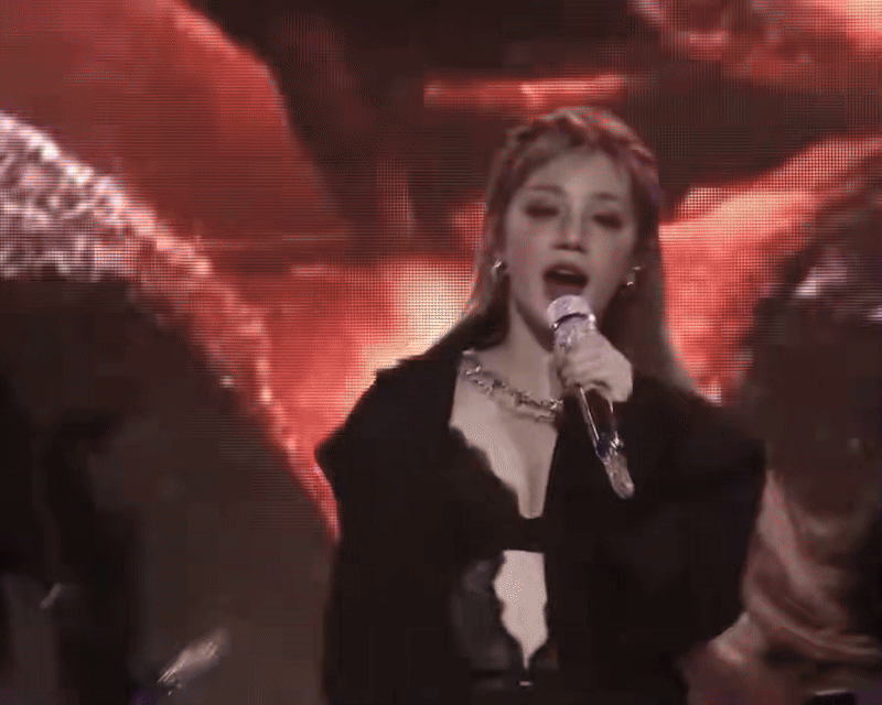 Nhóm nữ mặc trang phục lộ nội y, gây sốc với lyrics 18+ tại sự kiện từ thiện drama nhất hiện nay- Ảnh 2.