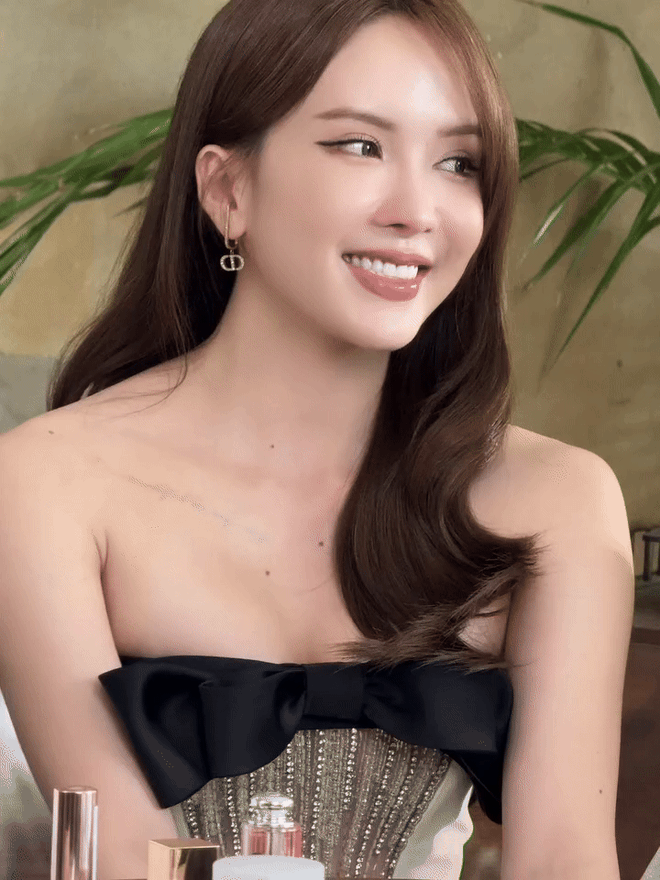 Thiều Bảo Trâm lạ thế, mặt đơ cỡ này- Ảnh 14.