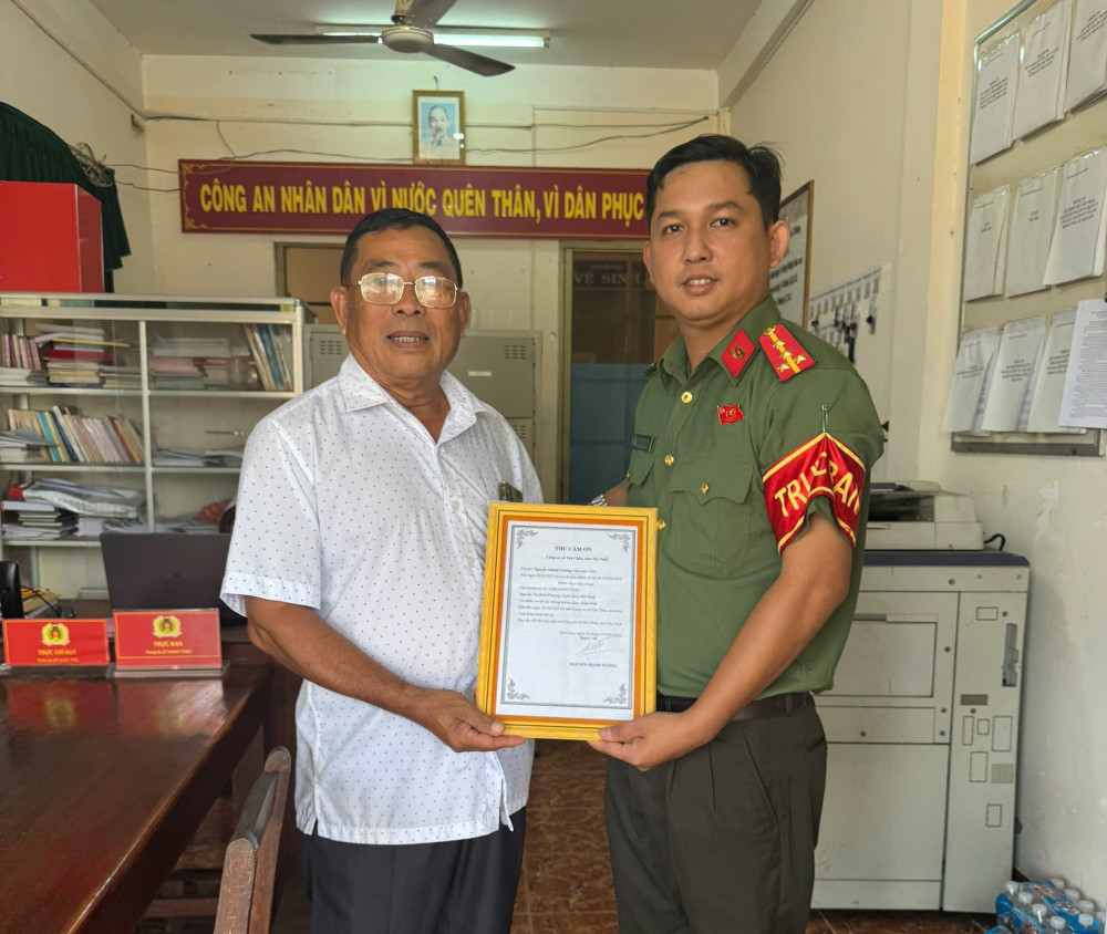Người đàn ông SN 1956 chuyển khoản 50 triệu đồng vào STK MB Bank nhưng không nhận được phản hồi: Công an xã nhanh chóng vào cuộc xác minh- Ảnh 2.