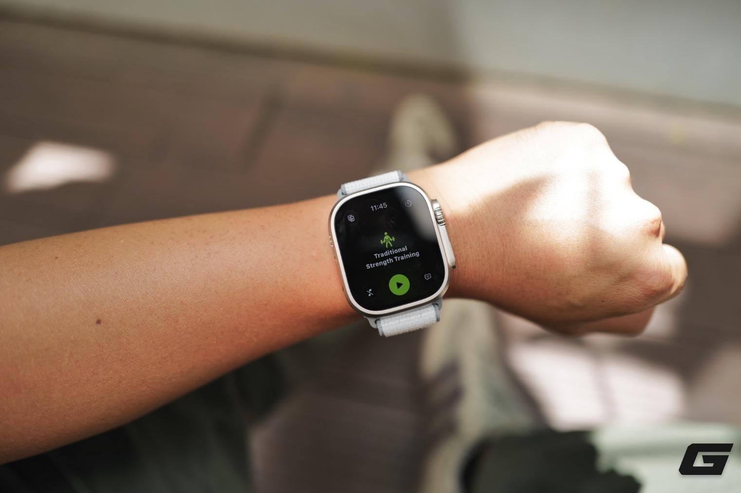 Mở hộp Apple Watch Ultra 3 Titan Tự Nhiên: Vẫn là “ngọn hải đăng” của smartwatch, nay còn bền bỉ và mạnh mẽ hơn- Ảnh 29.