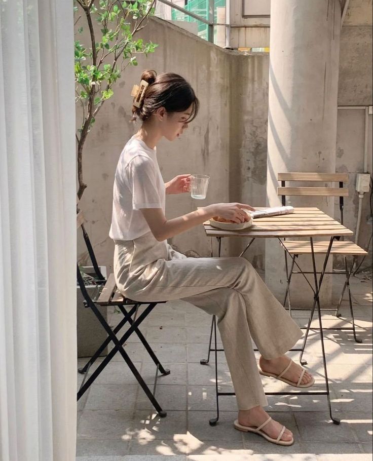 Bảng chi tiêu của cặp vợ chồng thu nhập 22 triệu, nuôi 3 con- Ảnh 2.