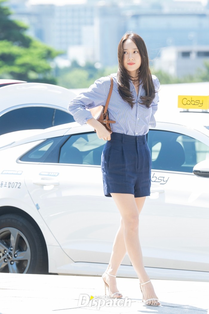 "Công chúa băng giá" Hàn Quốc cuối cùng cũng chịu cười vì một lý do nghe kỳ cục- Ảnh 3.