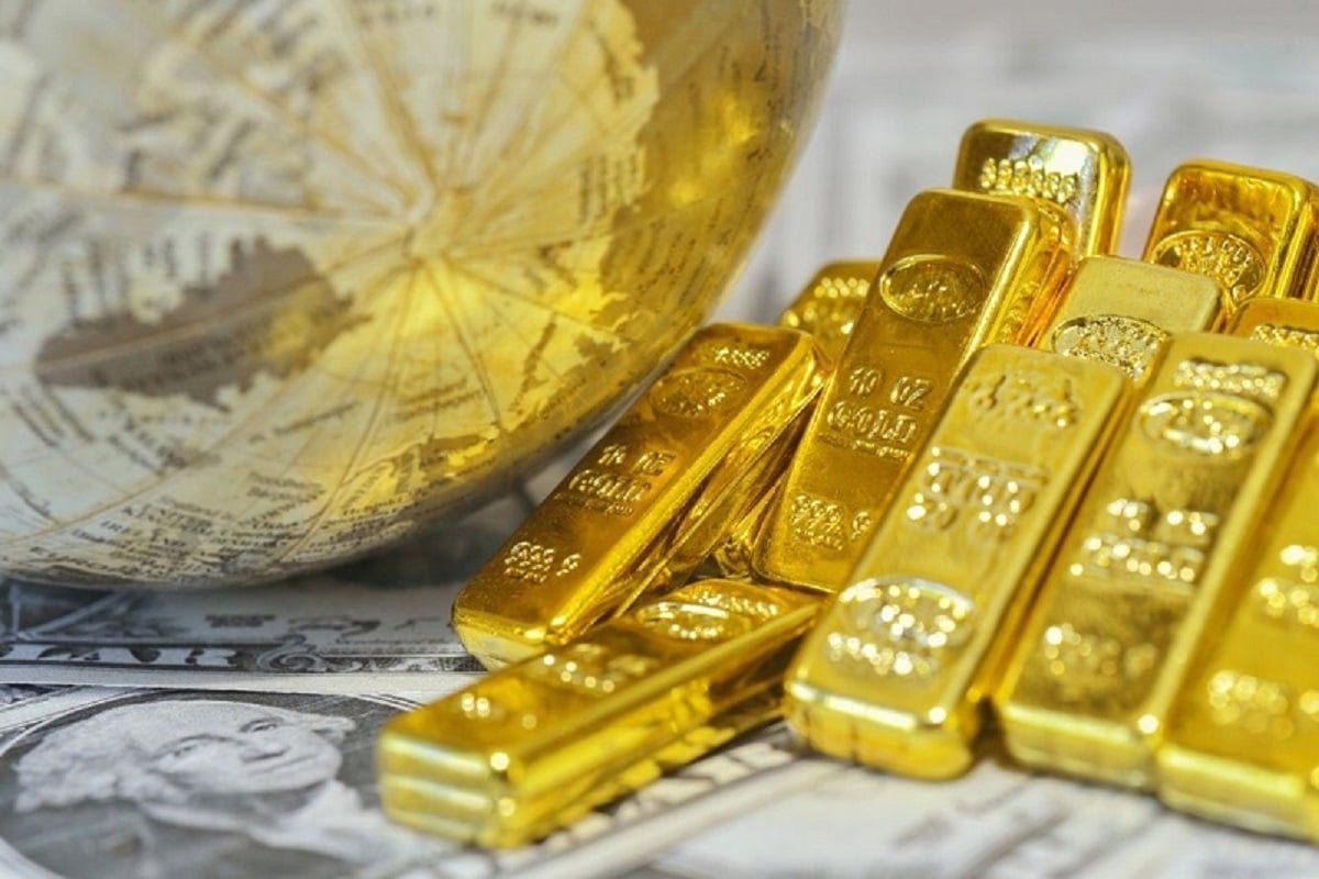 Giá vàng thế giới tăng mạnh rồi lao dốc, chuyên gia nước ngoài khuyên: "Đôi khi, nắm giữ quá nhiều vàng có thể gây phản tác dụng"- Ảnh 1.