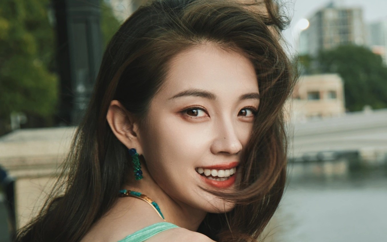 Mỹ nhân 1999 nổi tiếng nhất Trung Quốc hiện tại
