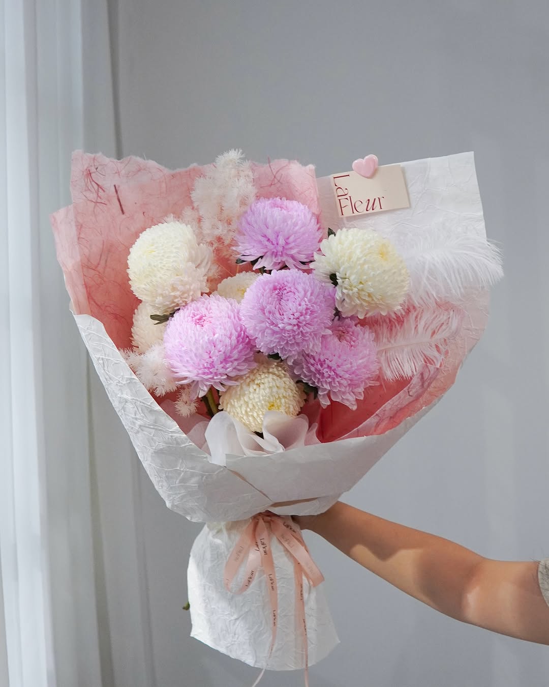 14 tiệm hoa tươi đẹp tan chảy trái tim, mua tặng 20/10 là quá chuẩn- Ảnh 18.