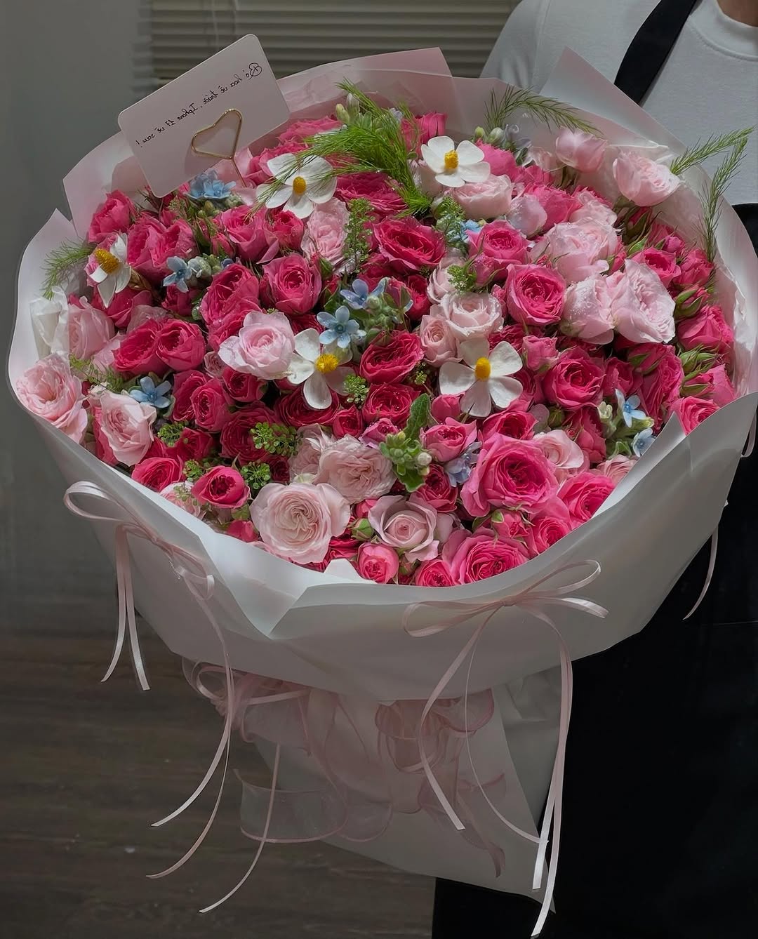 14 tiệm hoa tươi đẹp tan chảy trái tim, mua tặng 20/10 là quá chuẩn- Ảnh 38.