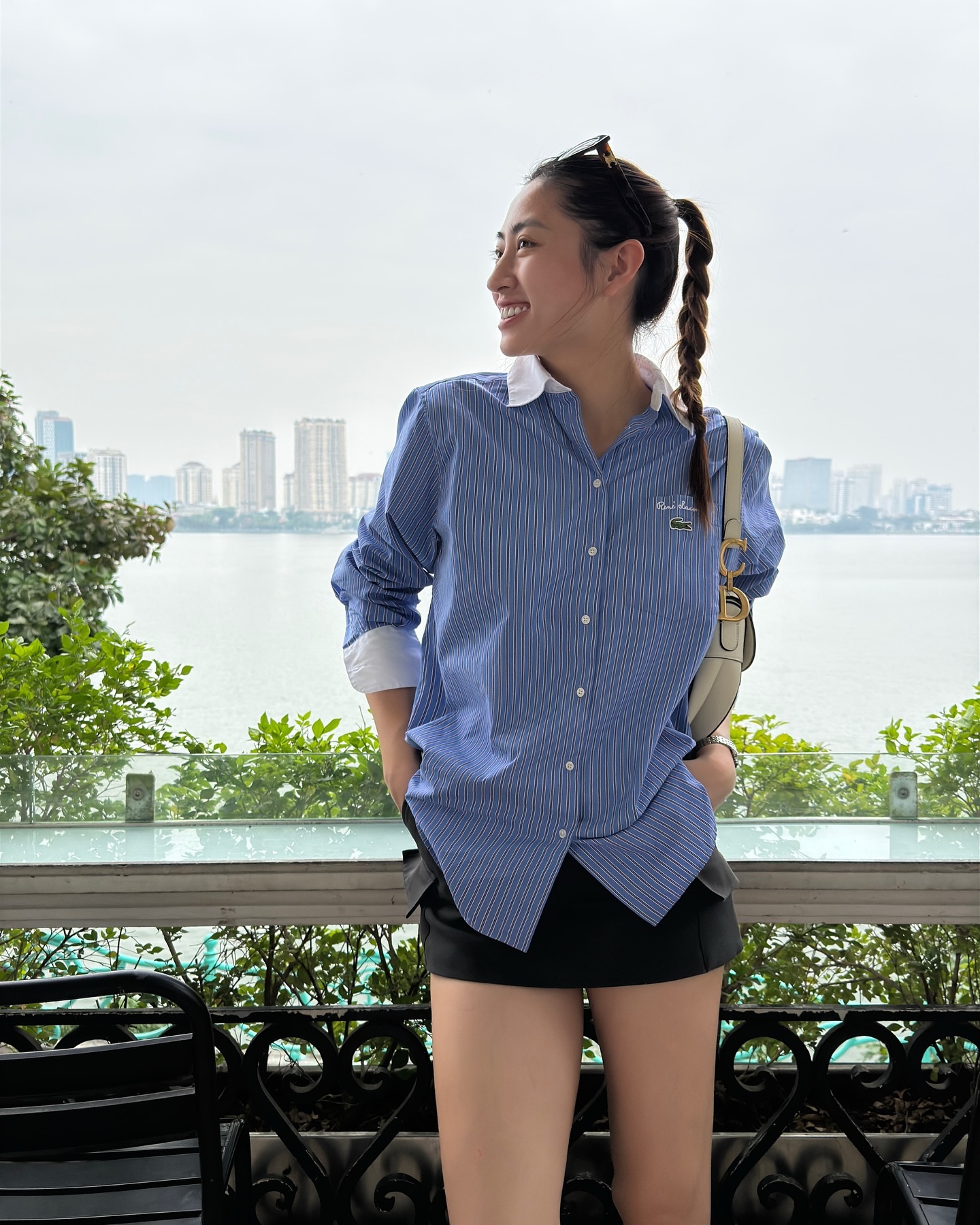 5 mẫu áo mùa thu được các mỹ nhân Việt mặc nhiều nhất: Đẹp tới nỗi chị em sẽ muốn có hết- Ảnh 10.