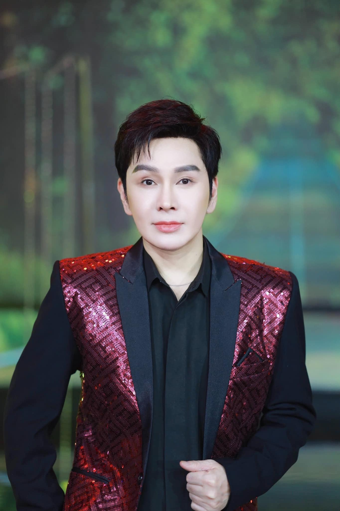 Nam NSƯT y&ecirc;u Hoa hậu đ&atilde; c&oacute; 3 con: Được chuyển giao 2 c&ocirc;ng ty, ở biệt thự xa hoa 200 tỷ- Ảnh 2.