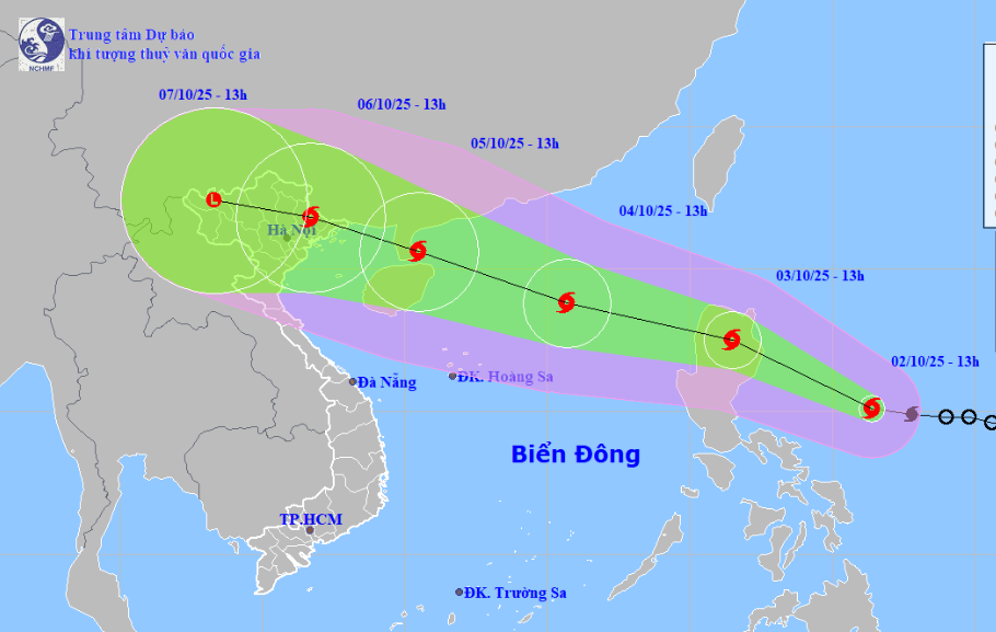 Tin mới về bão Matmo: Cách Biển Đông 650km, dự báo ảnh hưởng trực tiếp Bắc Bộ- Ảnh 1.