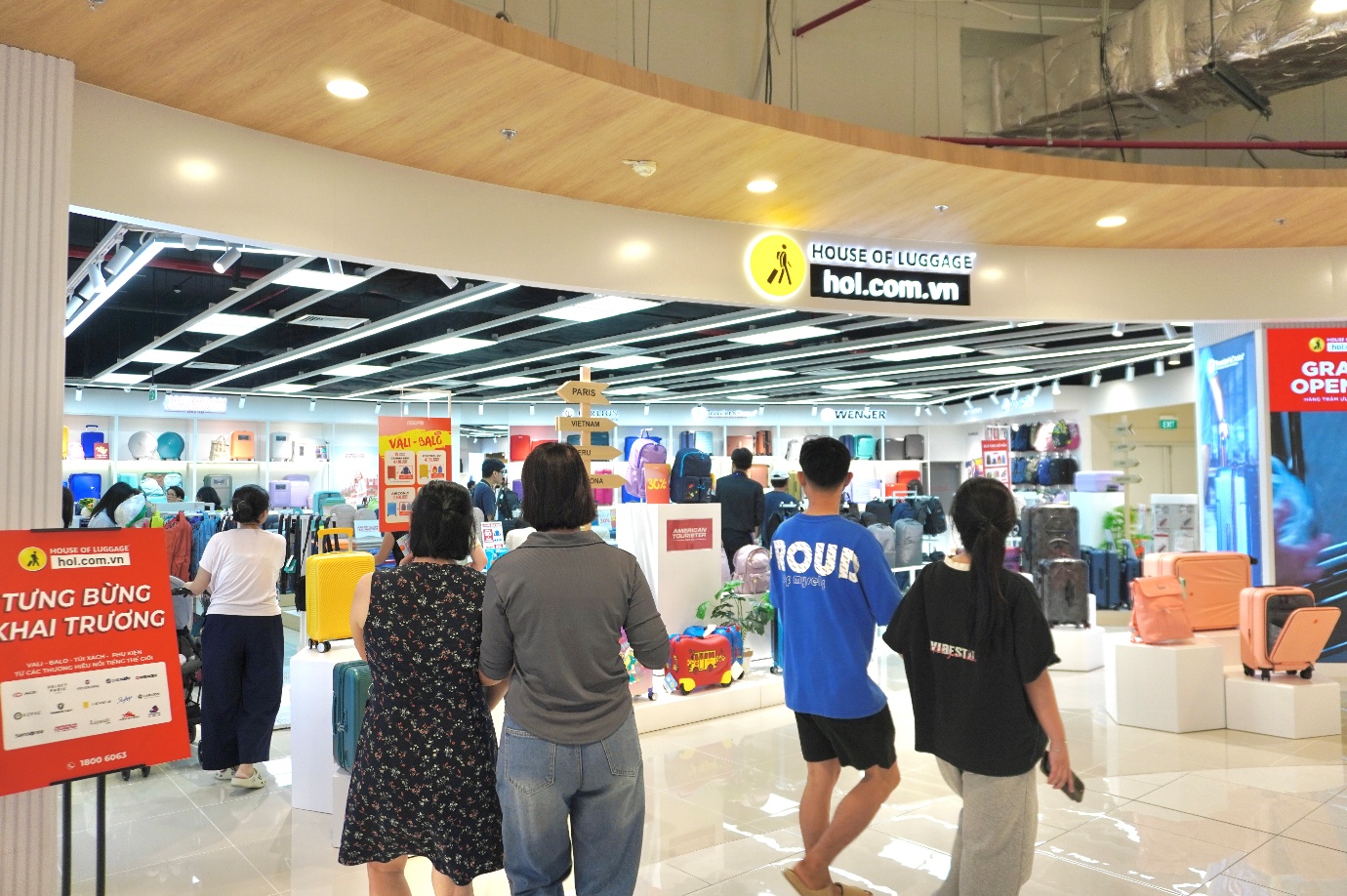 House Of Luggage “đổ bộ” AEON Mall Tân An: Thiên đường vali, balo, túi xách hàng hiệu với ưu đãi nhân dịp khai trương- Ảnh 6.