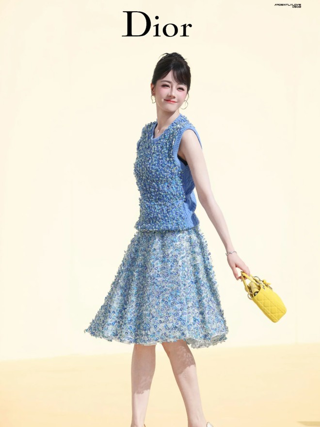 Dior gửi giày long gót cho Địch Lệ Nhiệt Ba- Ảnh 8.