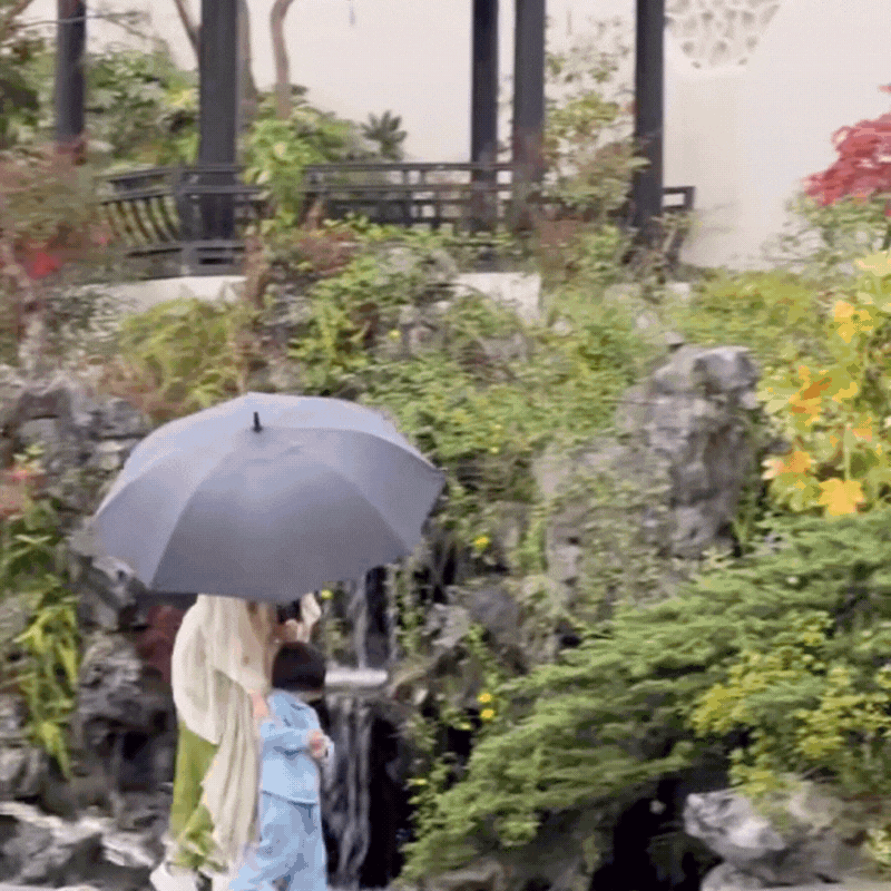 “Rửa mắt” với cuộc sống xa hoa của phú bà U35: Shopping ngọc ngà châu báu, tậu 99 món vàng ròng và biệt phủ cho con gái 3 tuổi!- Ảnh 10.