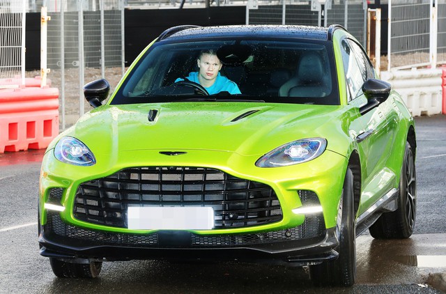 Erling Haaland tậu “siêu bò” Lamborghini xanh lục hiếm, bổ sung vào BST siêu xe trăm tỷ- Ảnh 3.