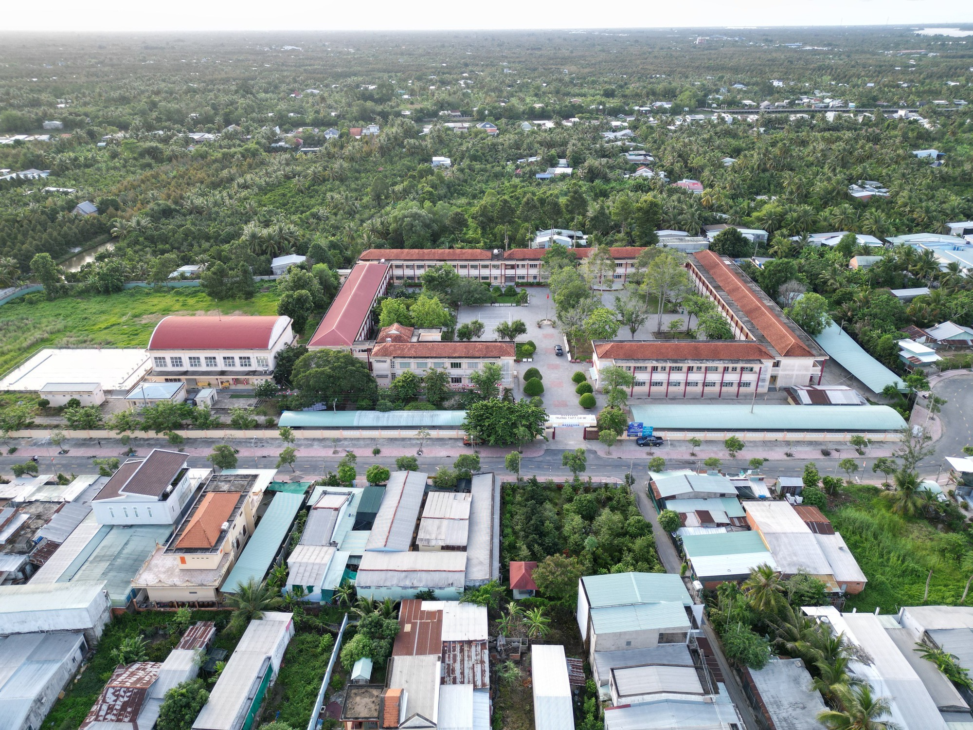 Ngôi trường không chuyên duy nhất có cầu truyền hình Olympia 2025, giúp tỉnh nhà lần thứ 2 vào Chung kết sau 23 năm- Ảnh 3.