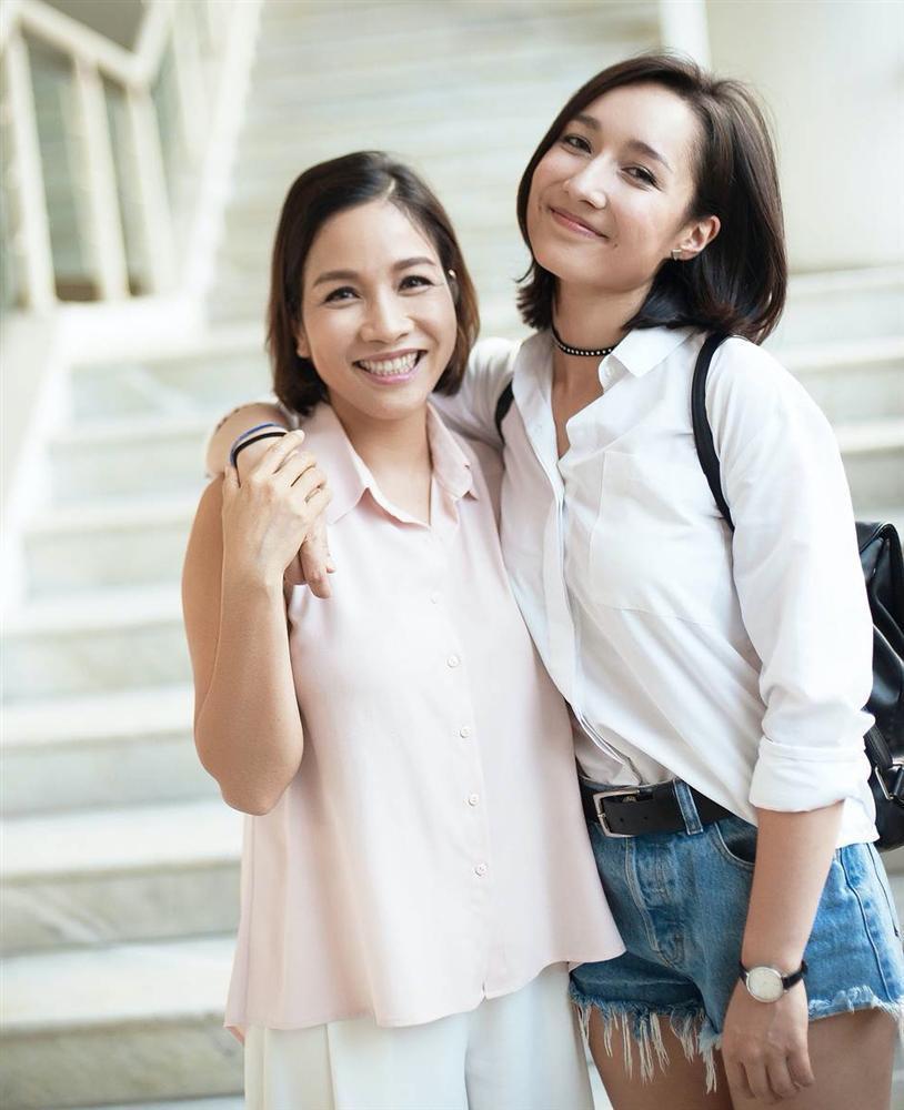 3 mẹ kế 