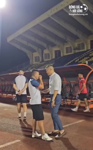 Công Vinh lộ diện- Ảnh 1.