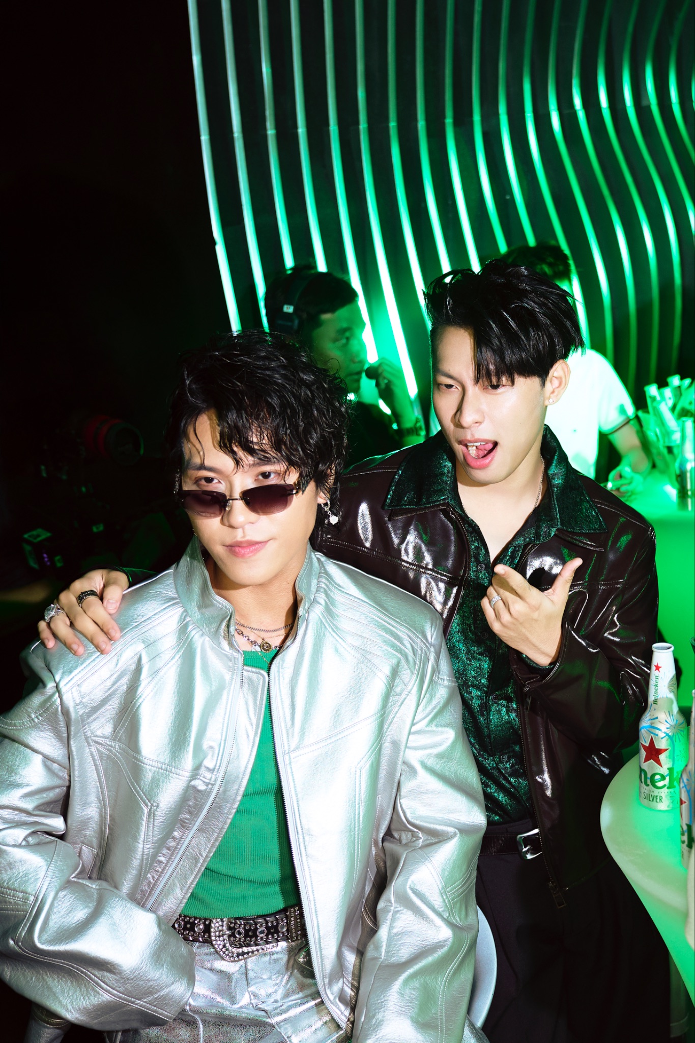 Dàn Em Xinh, Anh Trai quy tụ trong đêm tiệc đẳng cấp ra mắt Heineken Silver phiên bản chai nhôm mới- Ảnh 3.