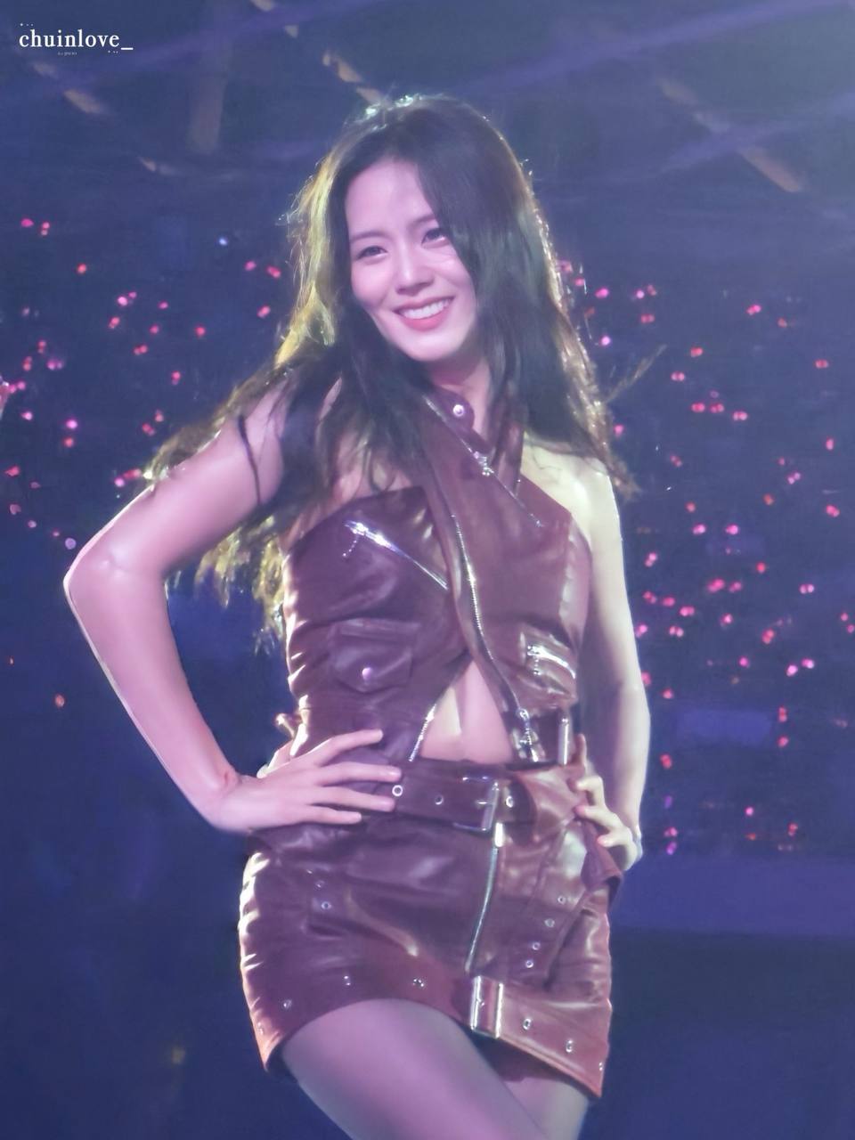 Jisoo lộ bụng mỡ nhưng visual vẫn quá đỉnh!- Ảnh 3.