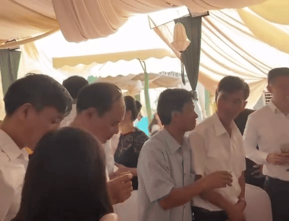 Tổng giám đốc tập đoàn Sơn Hải ở nhà vợ Thanh Hóa làm gì mà được nói đến cỡ này?- Ảnh 2.