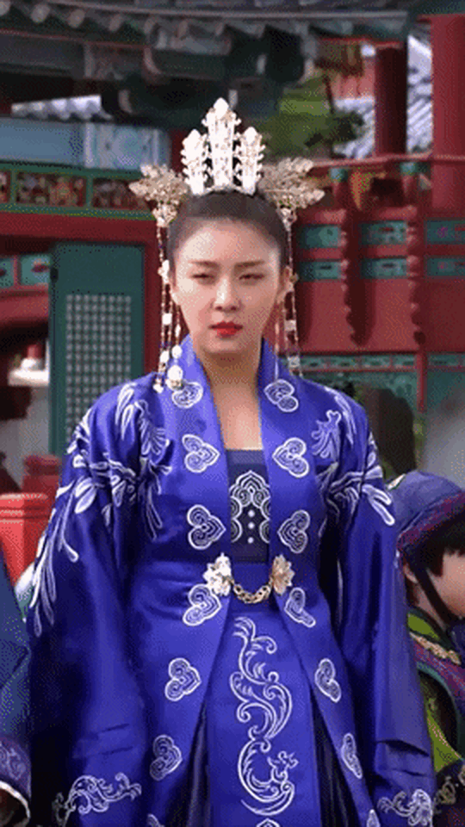 Hàn Quốc có duy nhất 1 hoàng hậu nhan sắc trên đỉnh chúng sinh, chỉ liếc mắt cũng khiến cả thiên hạ quỳ phục- Ảnh 4.