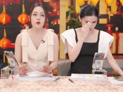 "Chiến thần drama" Võ Hà Linh- Ảnh 4.