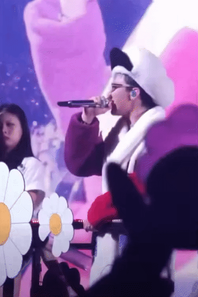 G-Dragon bị ném đồ trúng mặt- Ảnh 2.