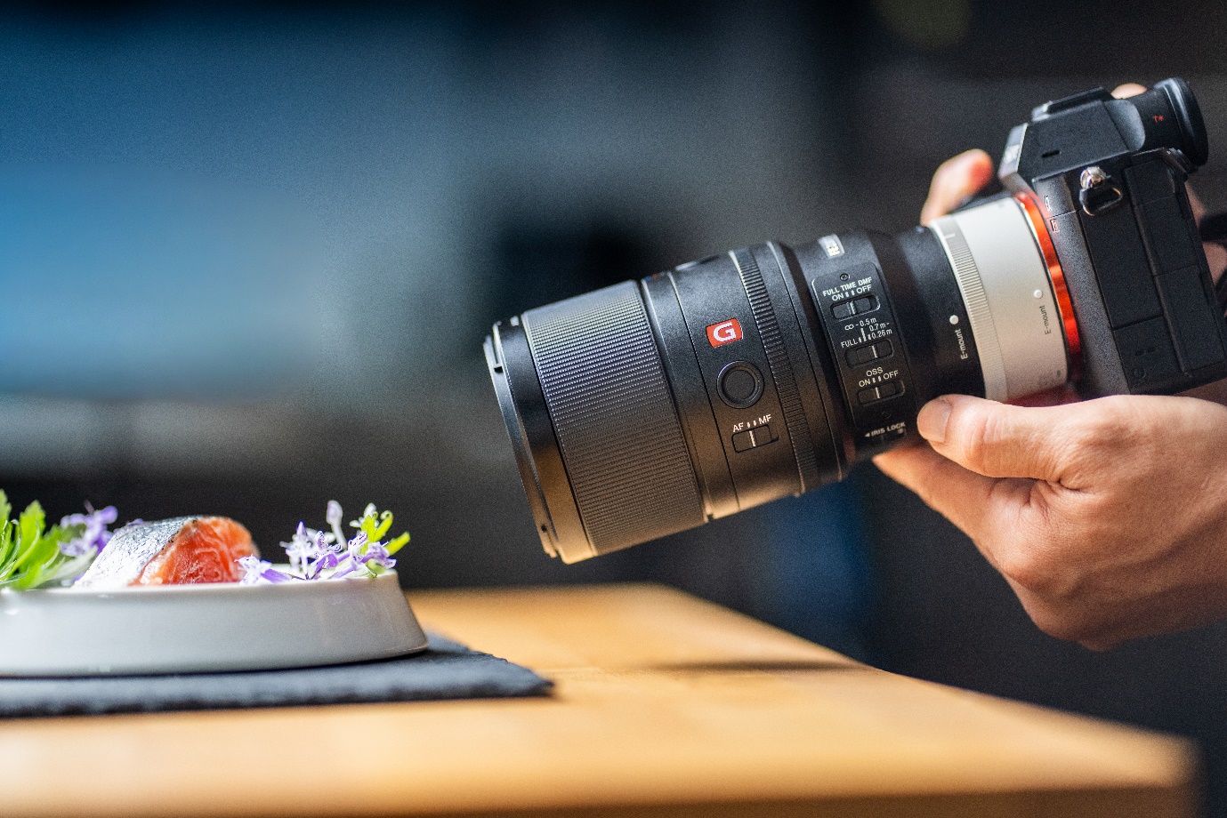 Sony ra mắt ống kín…