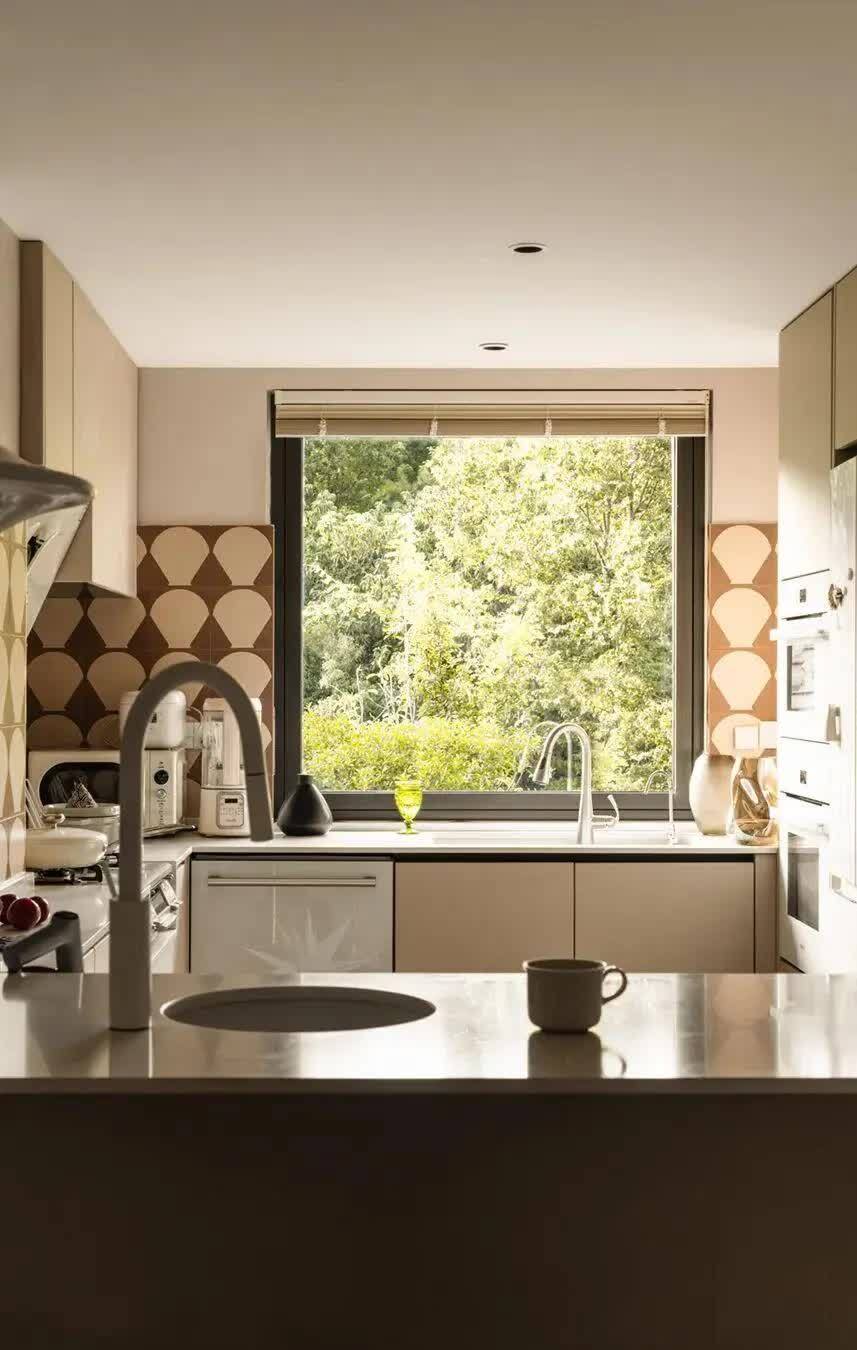 Nữ nghệ sĩ 37 tuổi không kết hôn, sống một mình trong căn nhà 150m2 giá hơn 2 tỷ đồng: "Thỉnh thoảng cũng thấy cô đơn"- Ảnh 6.