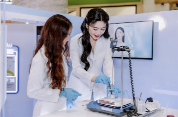 Quang Hùng Masterd, Lọ Lem & Mai Chí Công khiến Gen Z bùng nổ trong sự kiện “LipIce - Nâng tầm khoa học, dưỡng môi tốt hơn”- Ảnh 6.