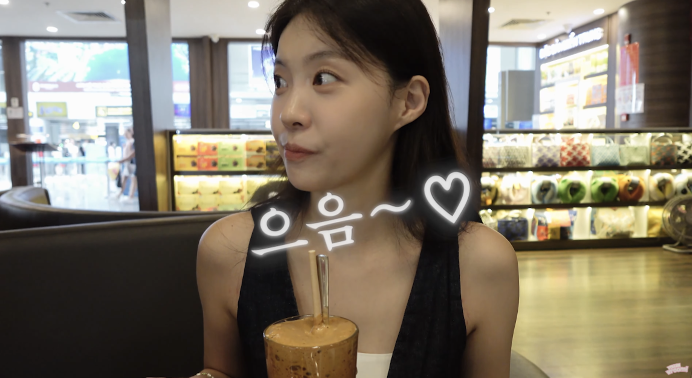 Sân bay Việt Nam bất ngờ thành điểm chụp ảnh yêu thích của nhiều người nổi tiếng Hàn Quốc- Ảnh 3.