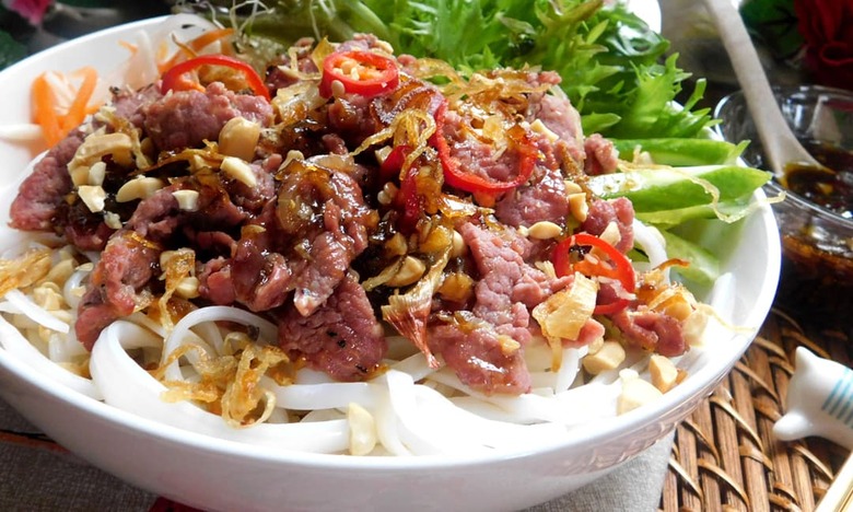Phở Việt lên đài Hàn Quốc, không phải phở gà hay phở bò, du khách nhận xét: 