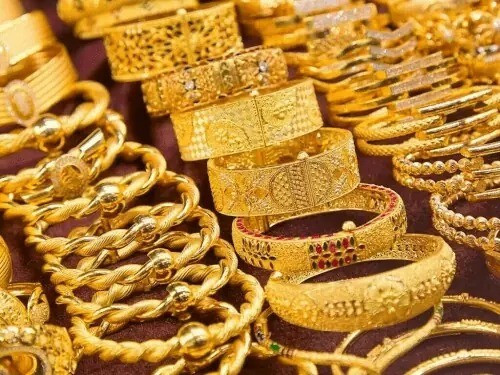 Cú rơi mạnh nhất 5 năm kích hoạt làn sóng mua vàng ồ ạt- Ảnh 2.