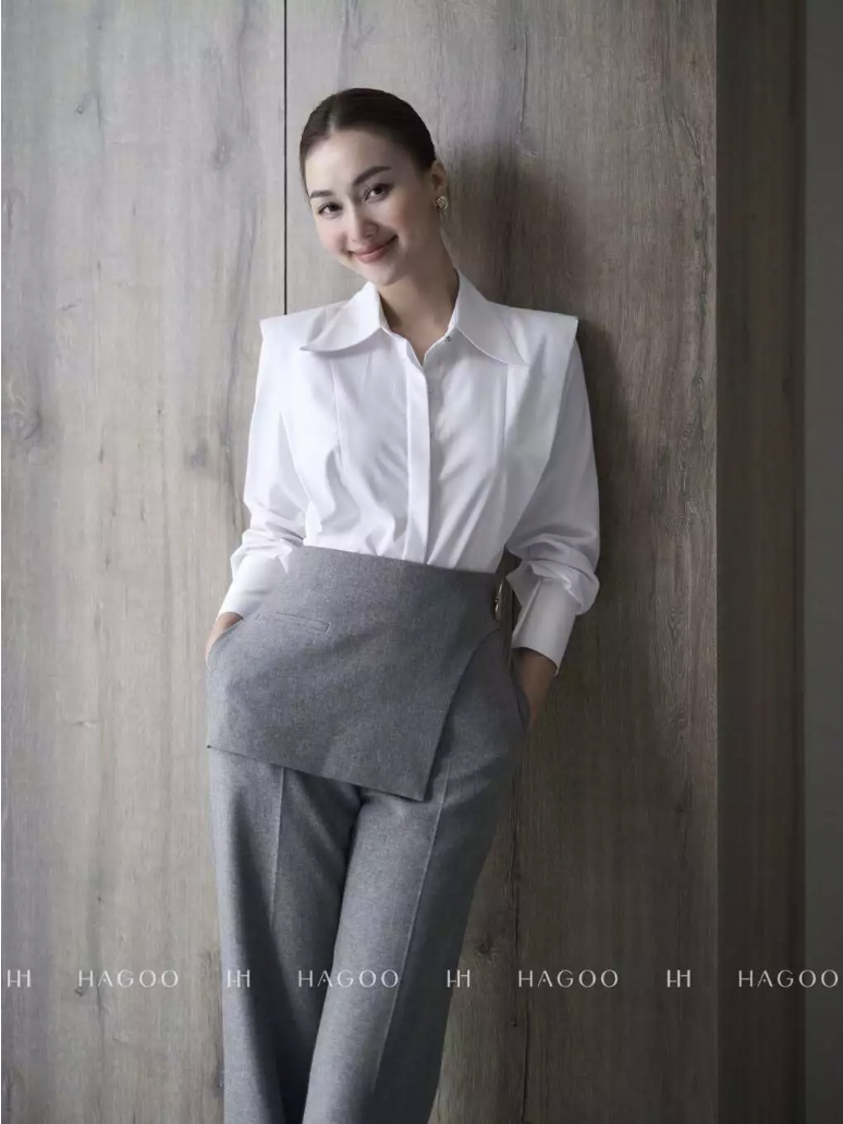 Chỉ với 2 mẫu sơ mi trắng giá chưa đến 500k, Huyền Lizzie tiếp tục làm 