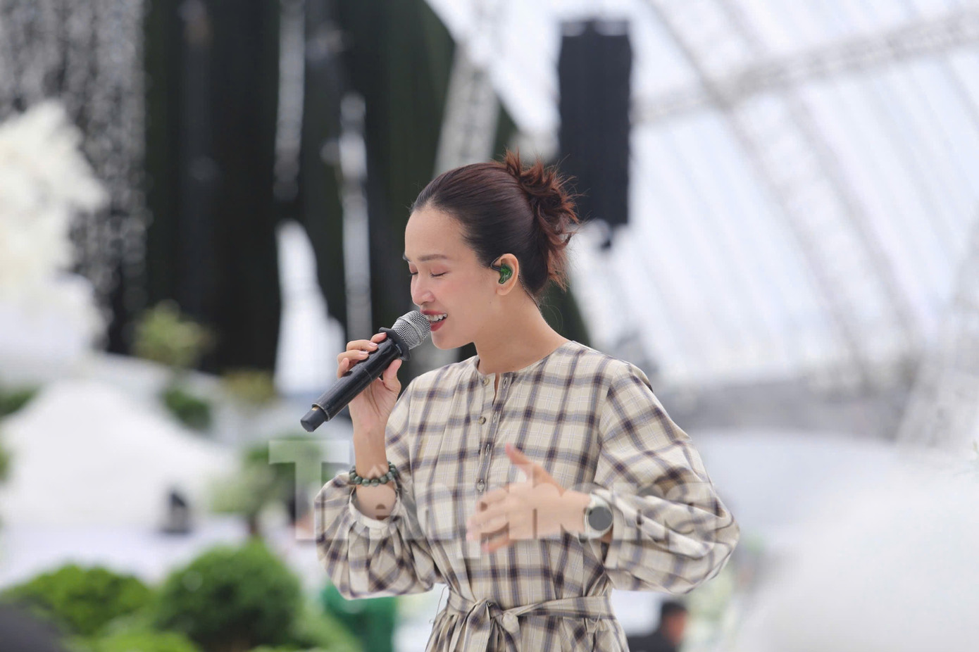 Ca sĩ nào hát ở đám cưới Đỗ Thị Hà- Ảnh 5.