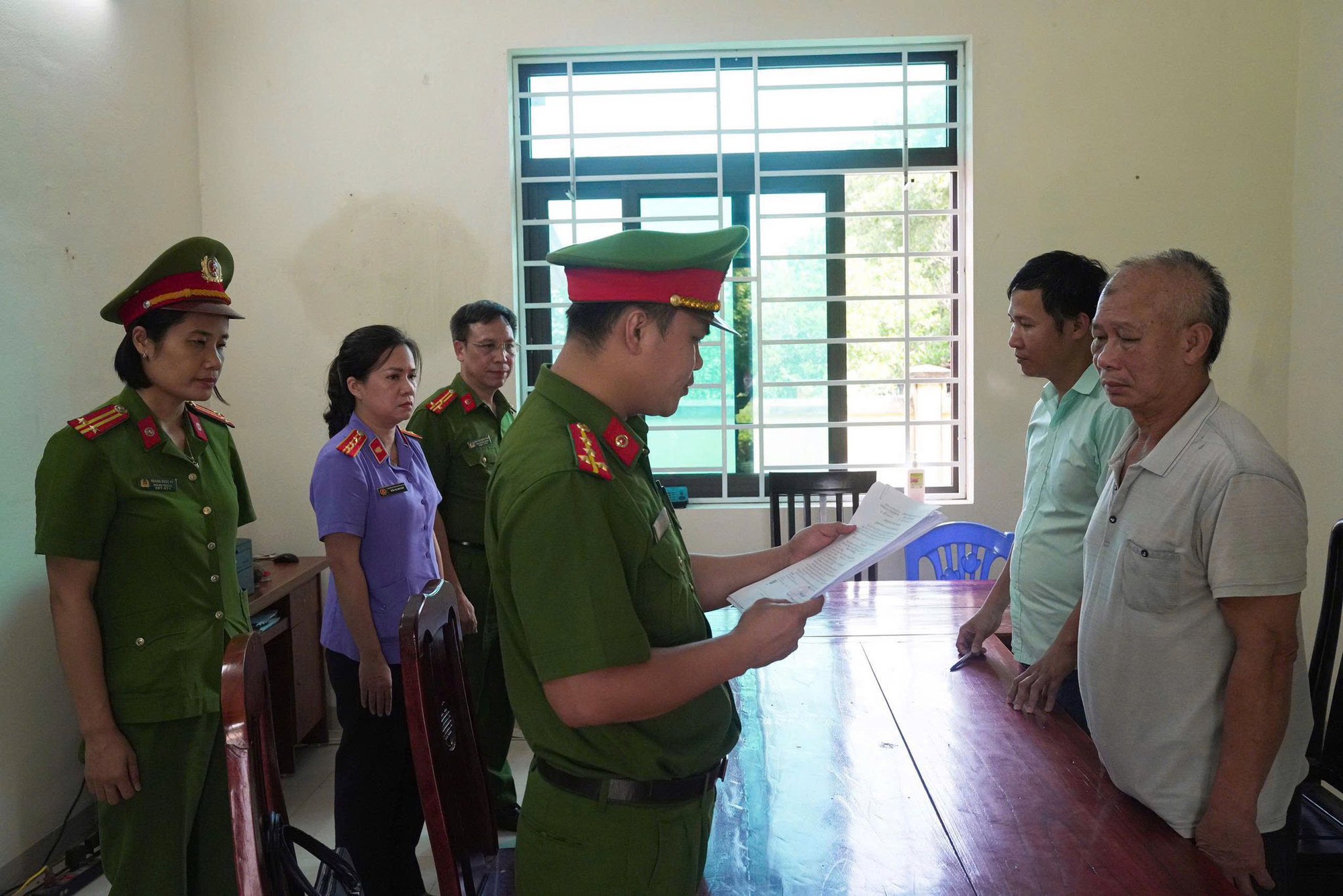 Bắt giam Phan Văn Phòng- Ảnh 1.