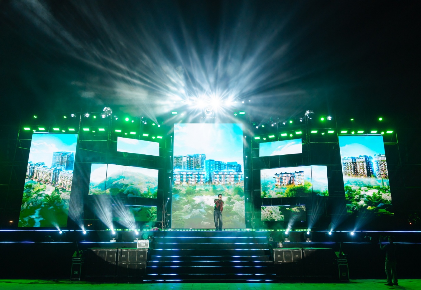 Ecorivers Mega Concert – Bùng nổ cảm xúc, cháy hết mình cùng âm nhạc- Ảnh 3. Ecorivers Mega Concert – Bùng nổ cảm xúc, cháy hết mình cùng âm nhạc- Ảnh 3.