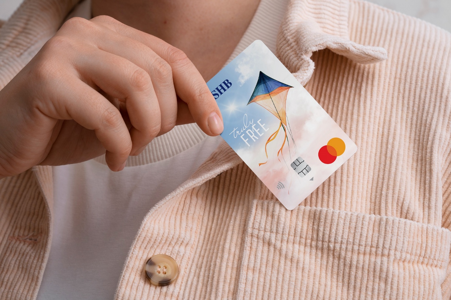Giới trẻ Thủ đô check-in rộn ràng tại gian hàng SHB ở Ngày thẻ Việt Nam 2025- Ảnh 8.