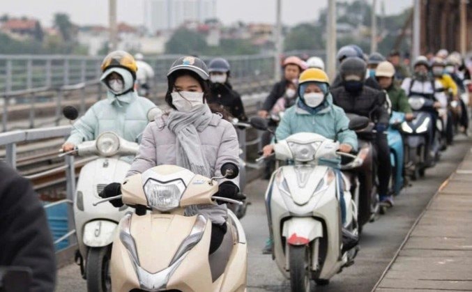 Tin gió mùa Đông Bắc mới nhất: Ngày mai, miền Bắc giảm nhiệt mạnh- Ảnh 1.