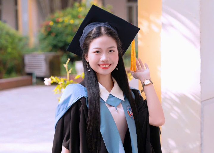 Nữ tiến sĩ 25 tuổi hiếm có của Đại học Kinh tế Quốc dân- Ảnh 1.