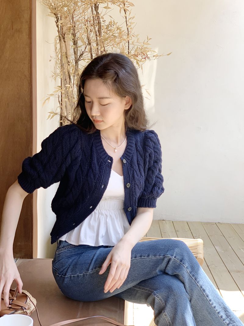5 kiểu áo xinh xỉu trong ngày se lạnh- Ảnh 2.